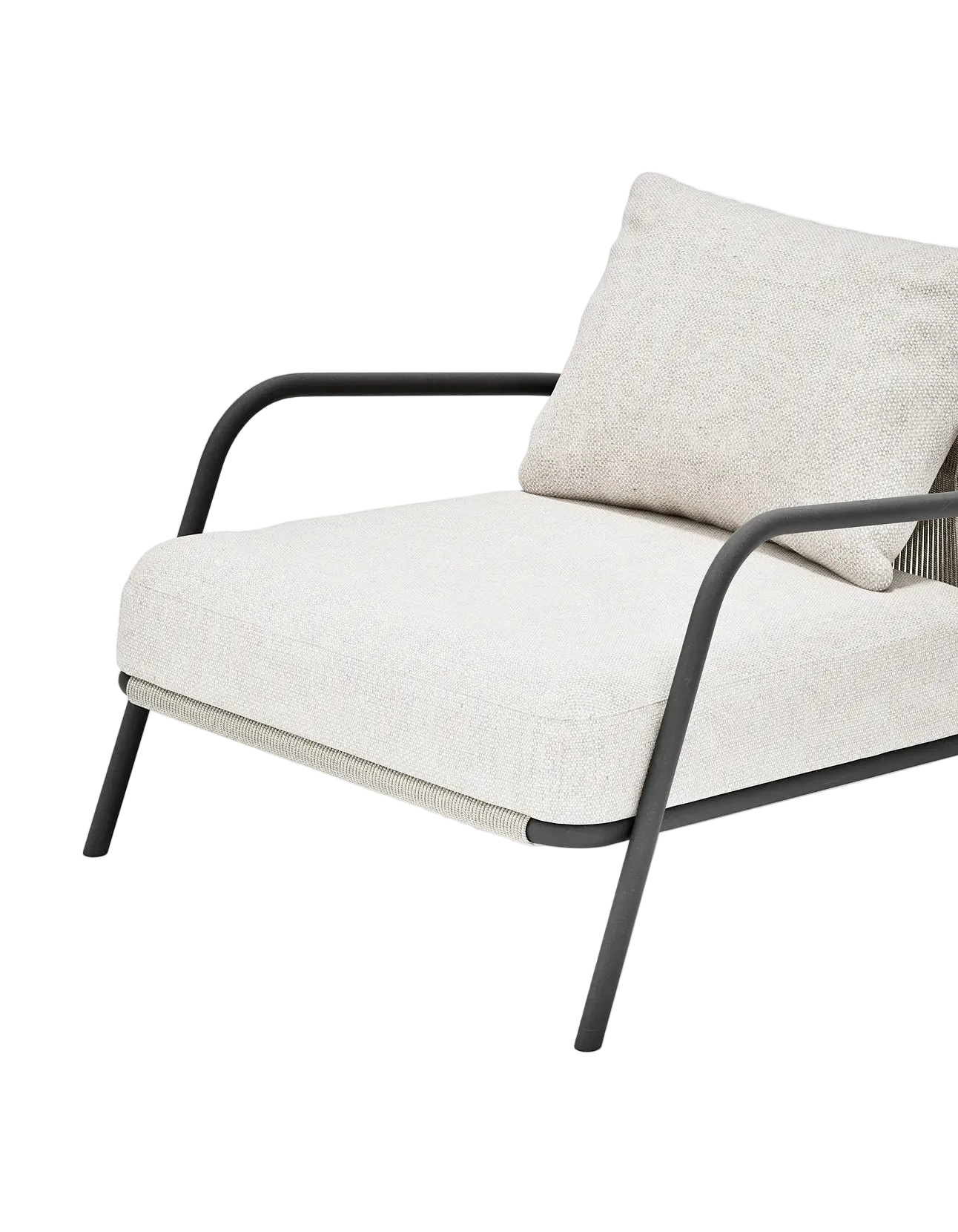 Airlie Lounge Chair in Dark Earth, rope and aluminium, front detail